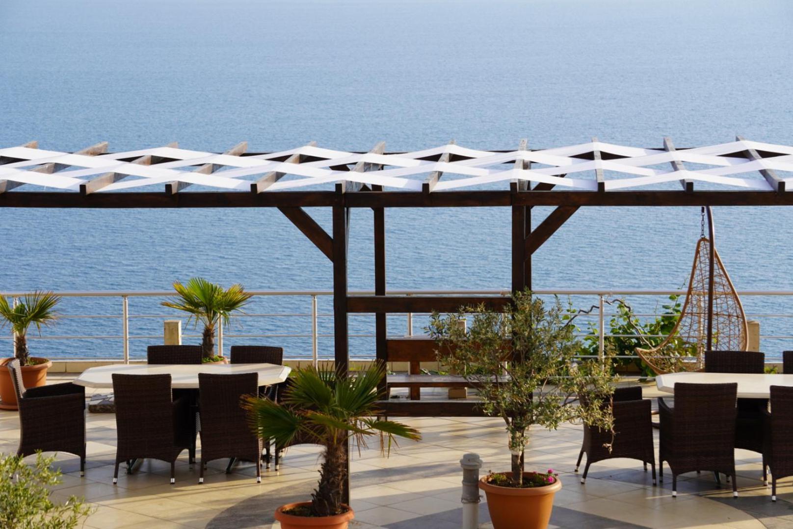 Sun Apartments Ulcinj Bagian luar foto