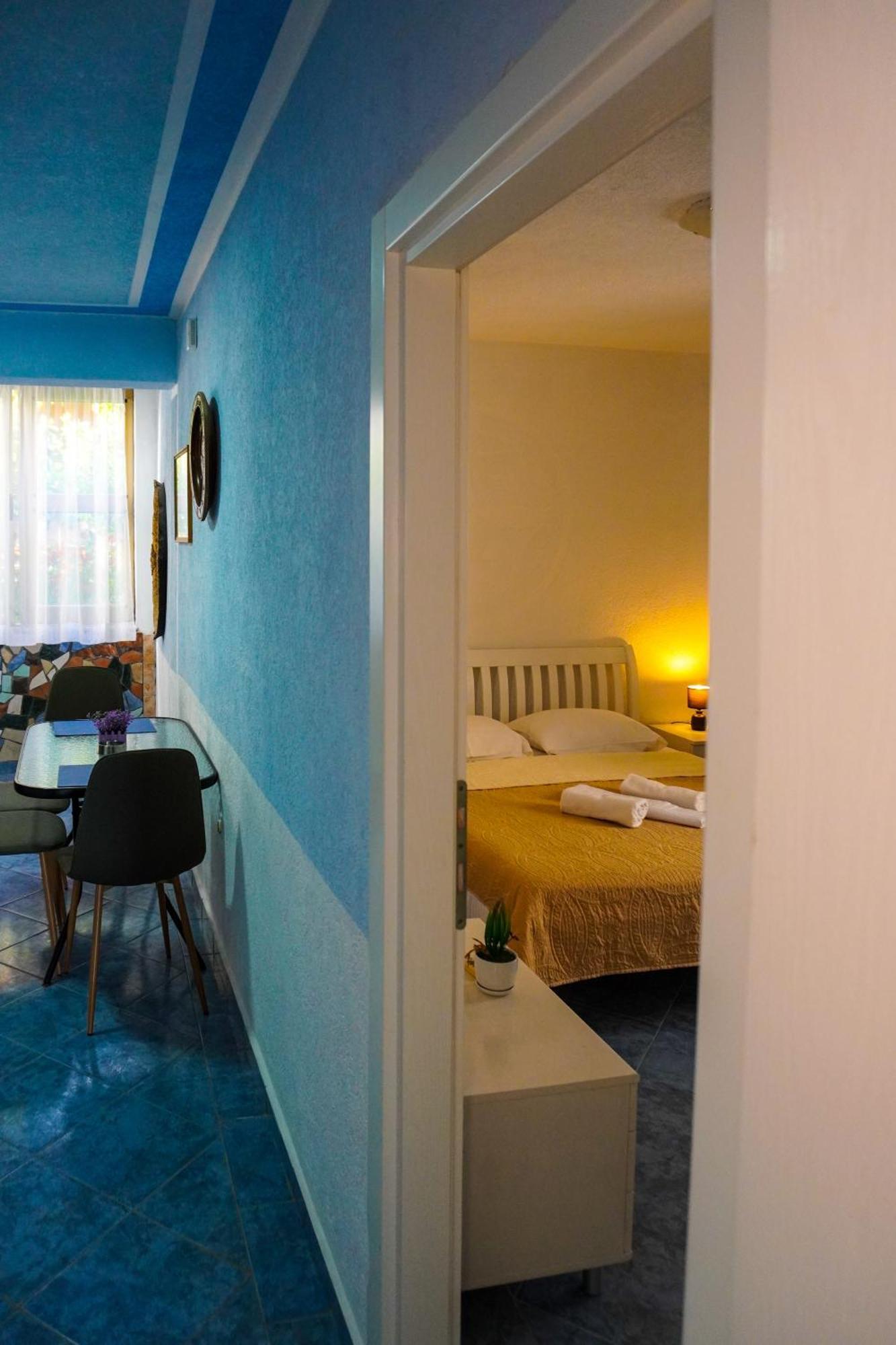 Sun Apartments Ulcinj Bagian luar foto